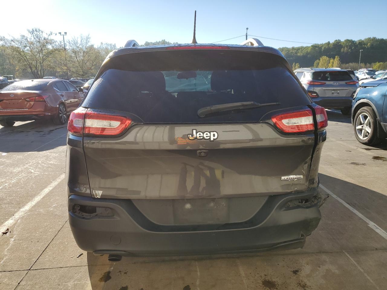 2017 Jeep Cherokee Latitude VIN: 1C4PJLCB5HW643463 Lot: 86161625