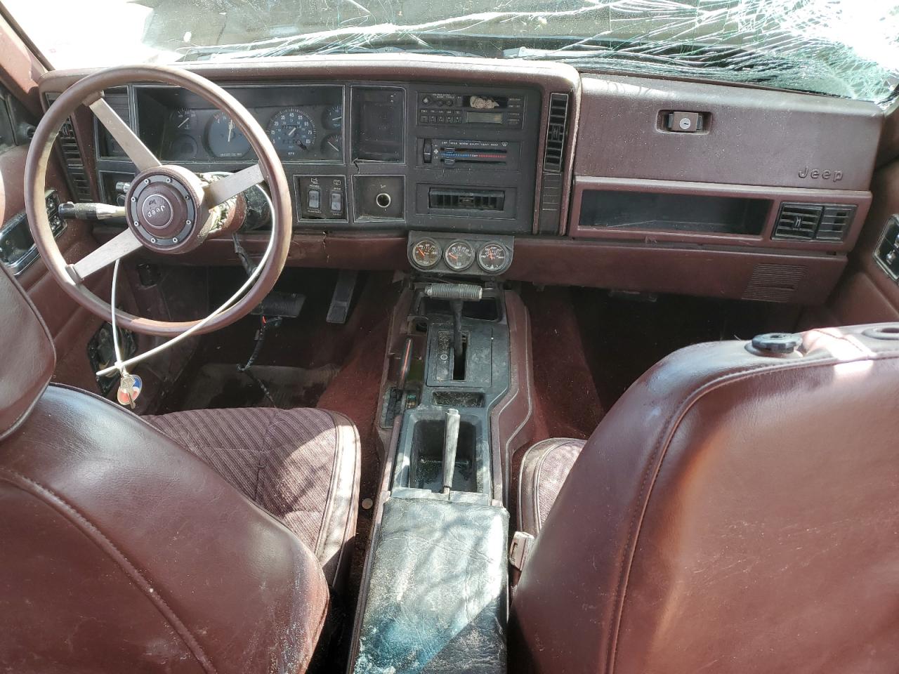 1989 Jeep Cherokee Pioneer VIN: 1J4FJ38L8KL434136 Lot: 84206995