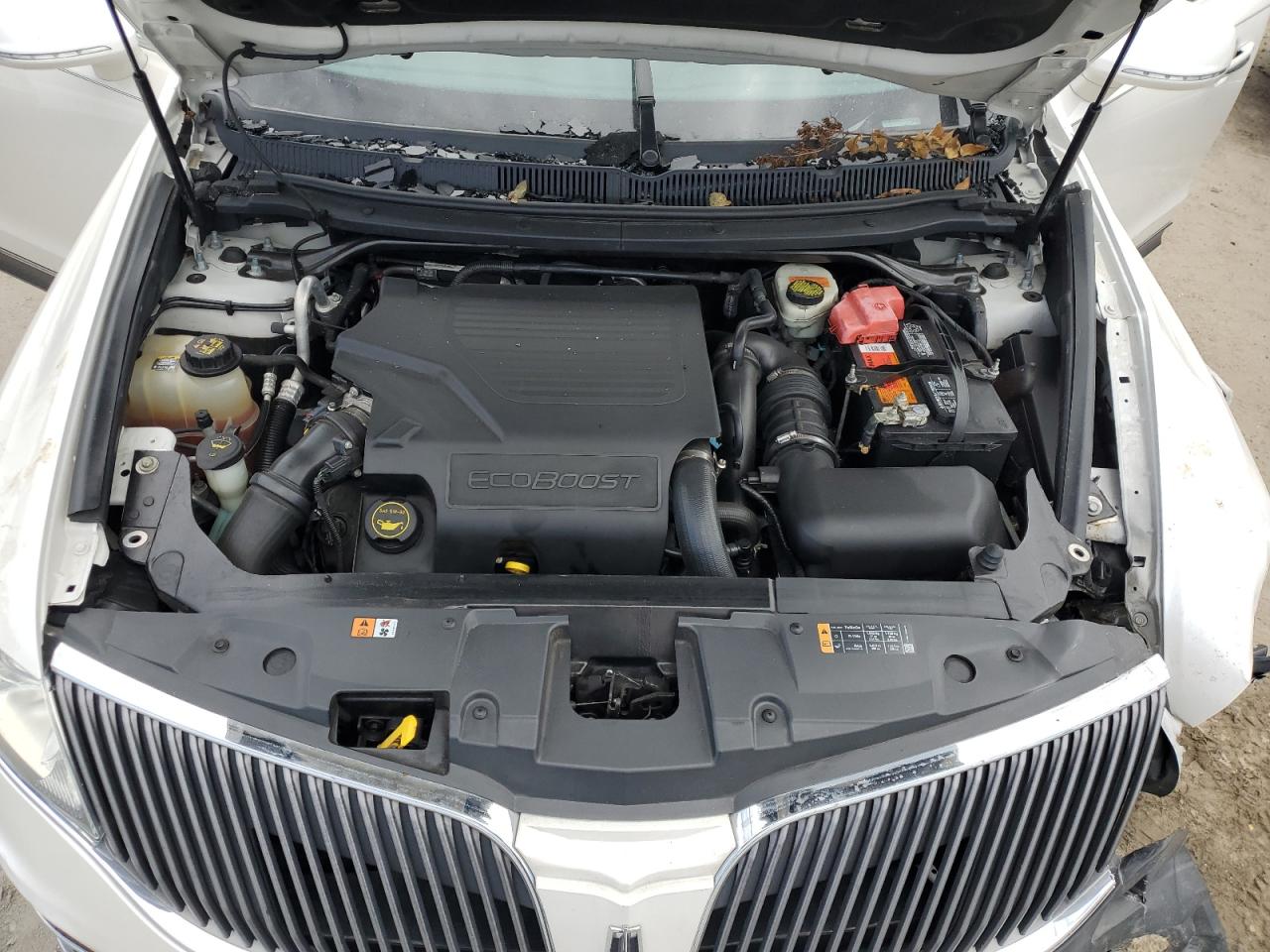 2015 Lincoln Mkt VIN: 2LMHJ5AT6FBL01885 Lot: 81505875