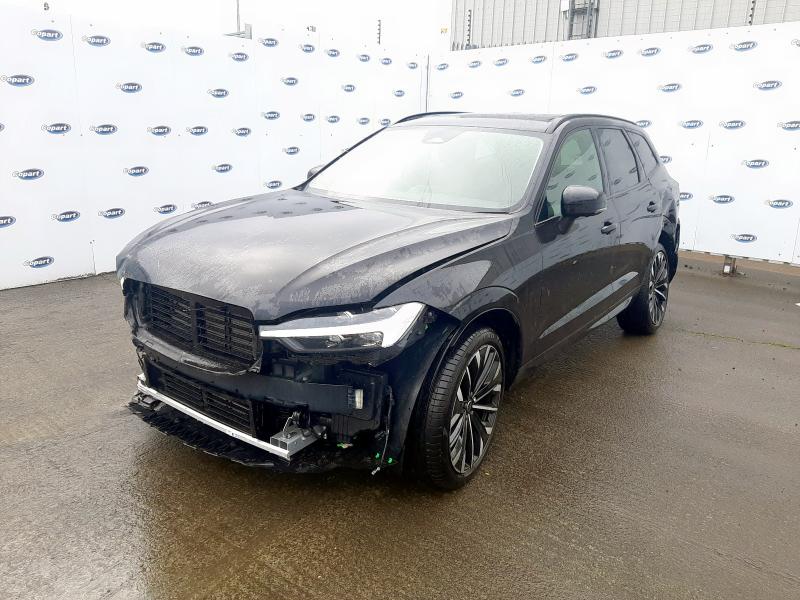 2025 VOLVO XC60 2.0 B5P ULTRA DARK 5DR AWD GEARTRONIC for sale at Copart WHITBURN