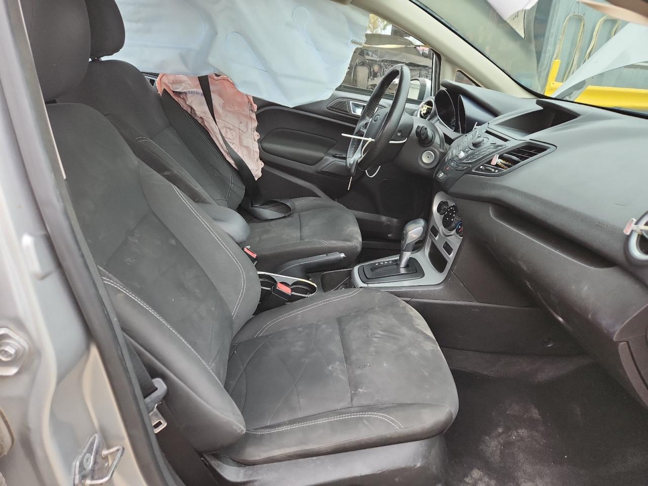 2015 Ford Fiesta Se VIN: 3FADP4BJ9FM167091 Lot: 91229505