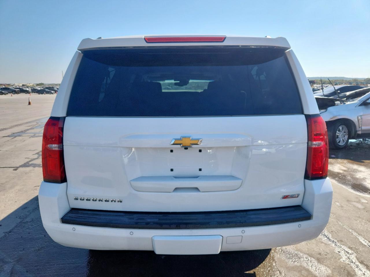 2016 Chevrolet Suburban K1500 Lt VIN: 1GNSKHKC3GR424228 Lot: 84026475