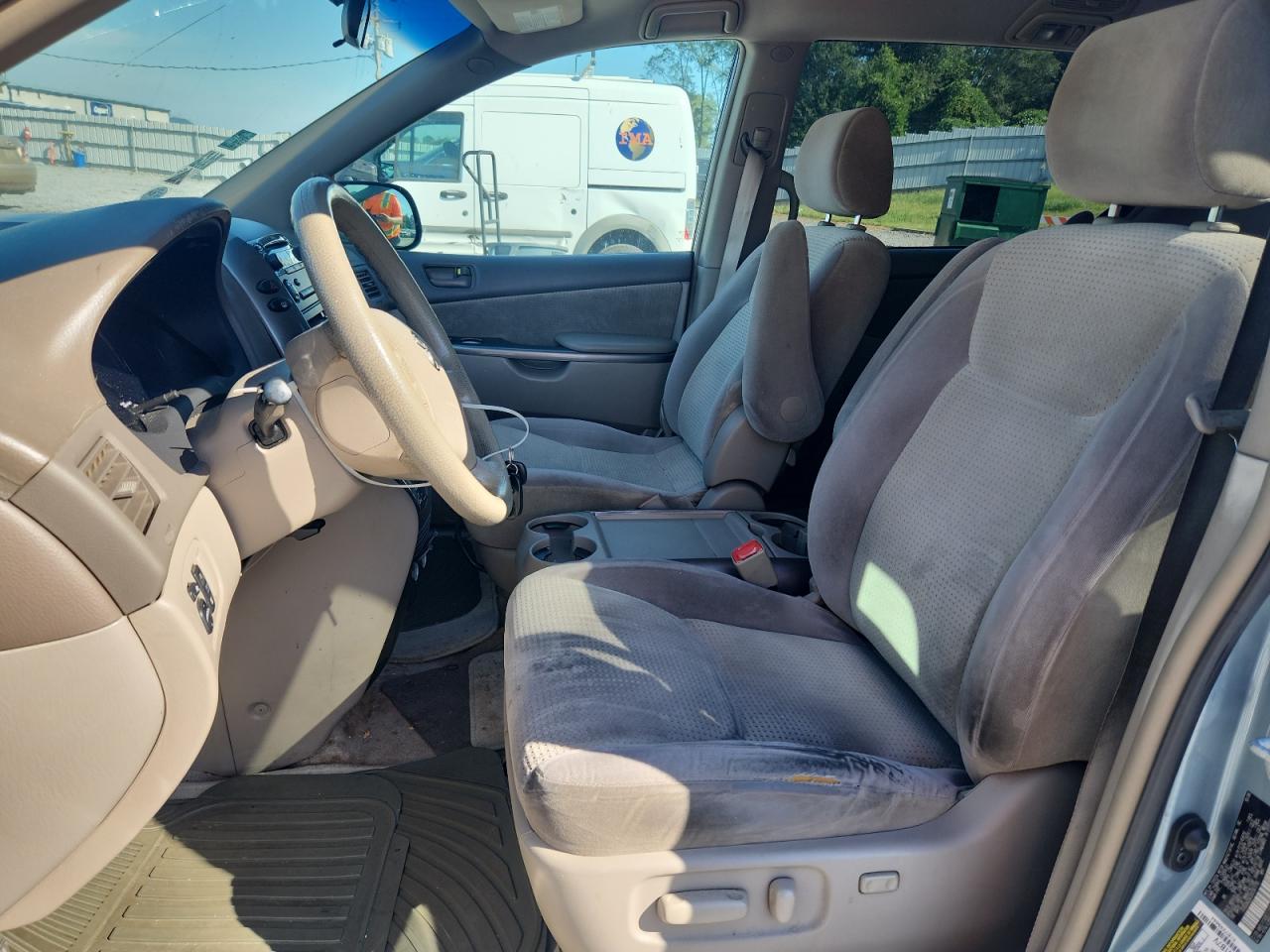 2006 Toyota Sienna Ce VIN: 5TDZA23C26S561795 Lot: 81900035