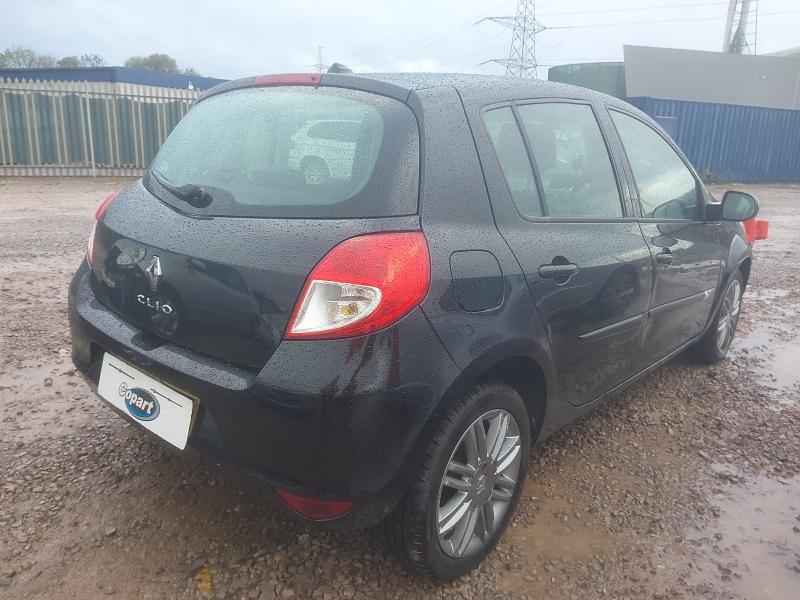 2012 RENAULT CLIO 1.2 16V DYNAMIQUE TOMTOM 5DR