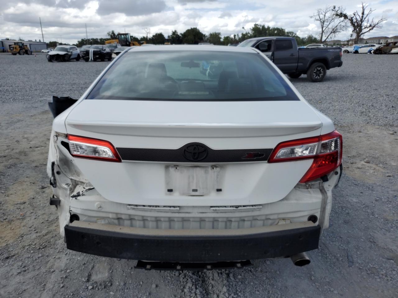 2014 Toyota Camry L VIN: 4T1BF1FK1EU751934 Lot: 85538815