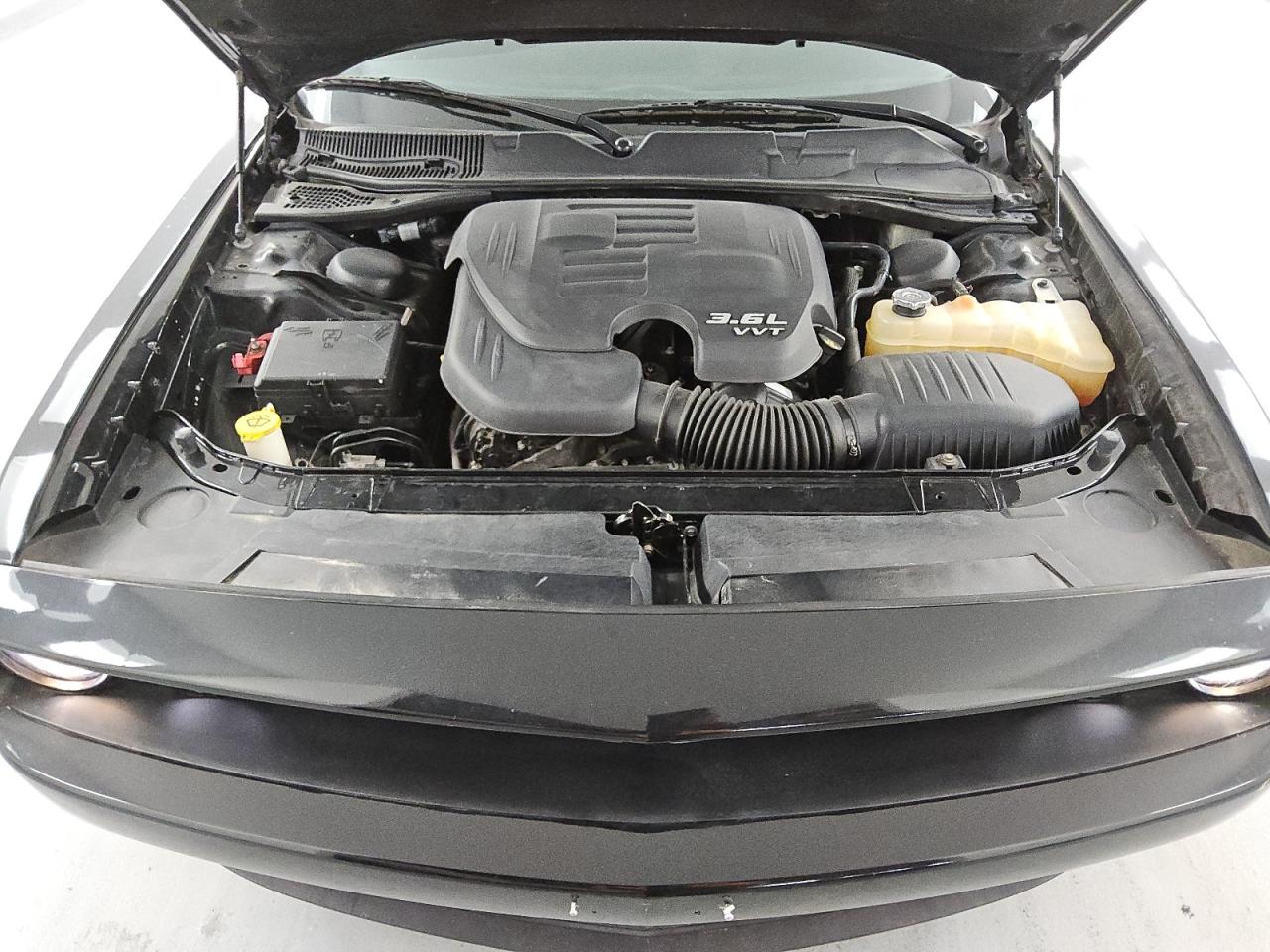 2019 Dodge Challenger Sxt VIN: 2C3CDZAG6KH687733 Lot: 86142935