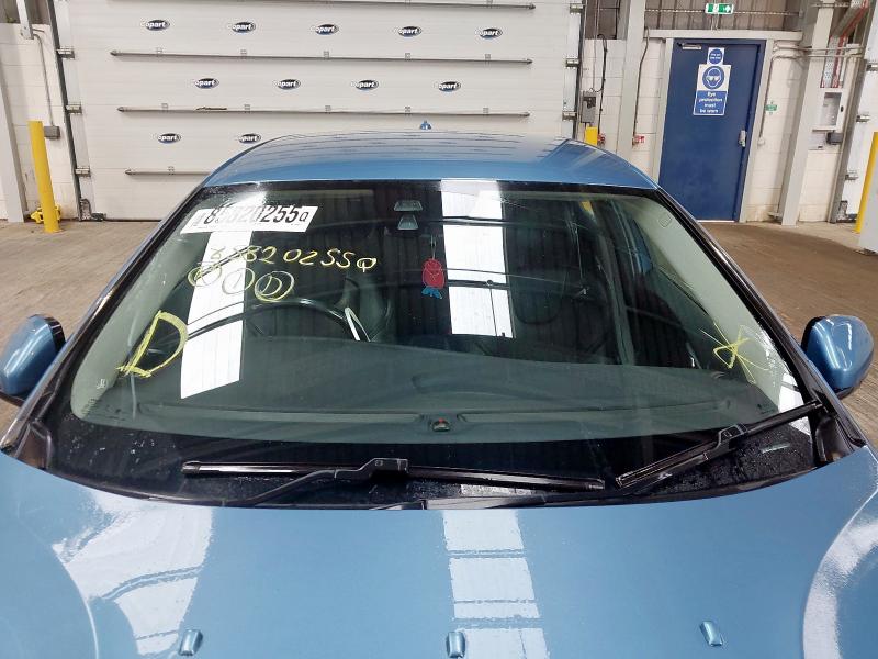 2015 VOLVO V40 SE LUX NAV D2 AUTO 