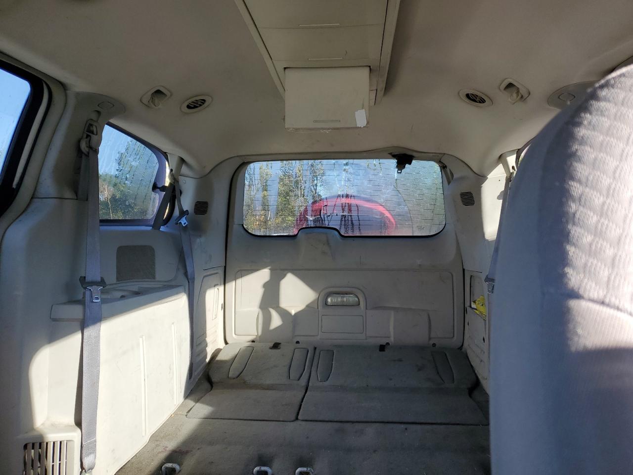 2010 Chrysler Town & Country Touring VIN: 2A4RR5D13AR185868 Lot: 82273185