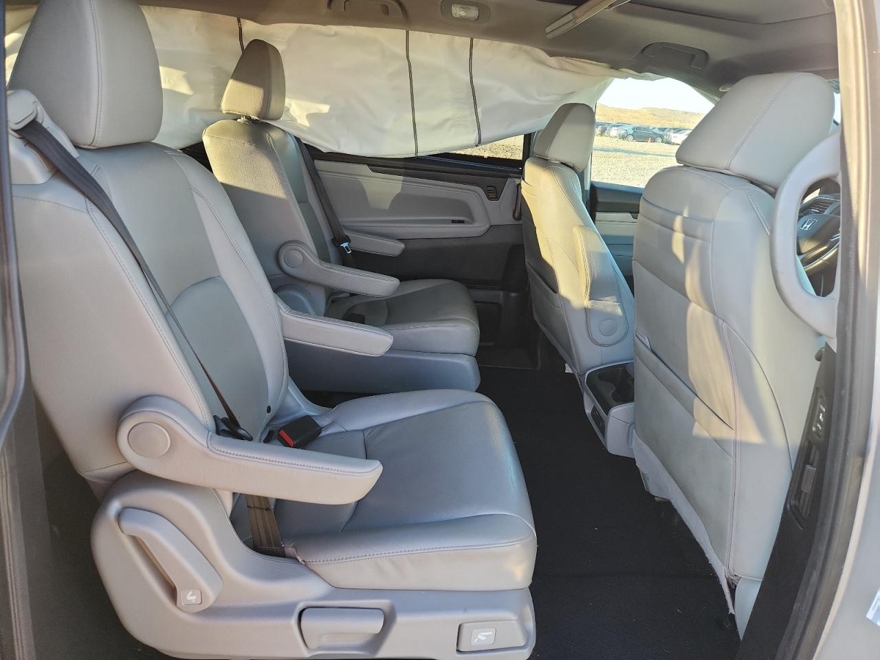 2019 Honda Odyssey Touring VIN: 5FNRL6H82KB078117 Lot: 84924425