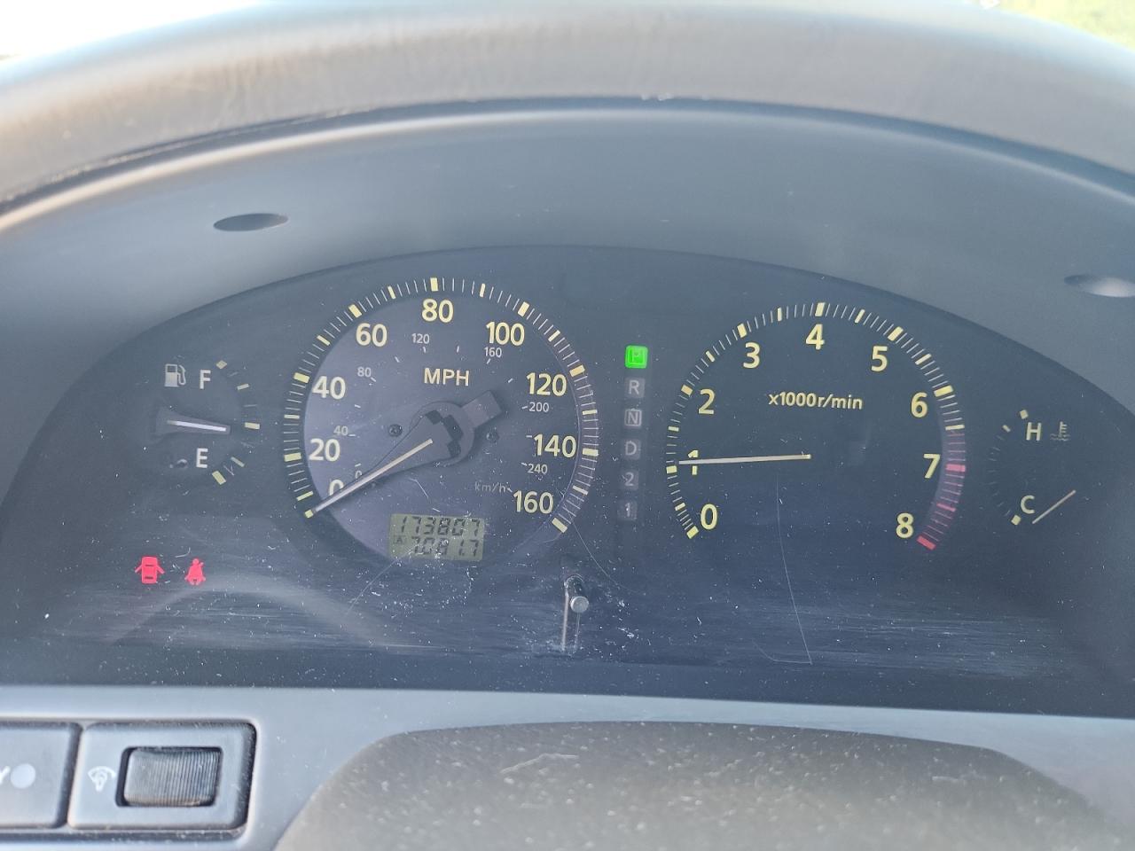 2000 Infiniti I30 VIN: JNKCA31A6YT205785 Lot: 85593785