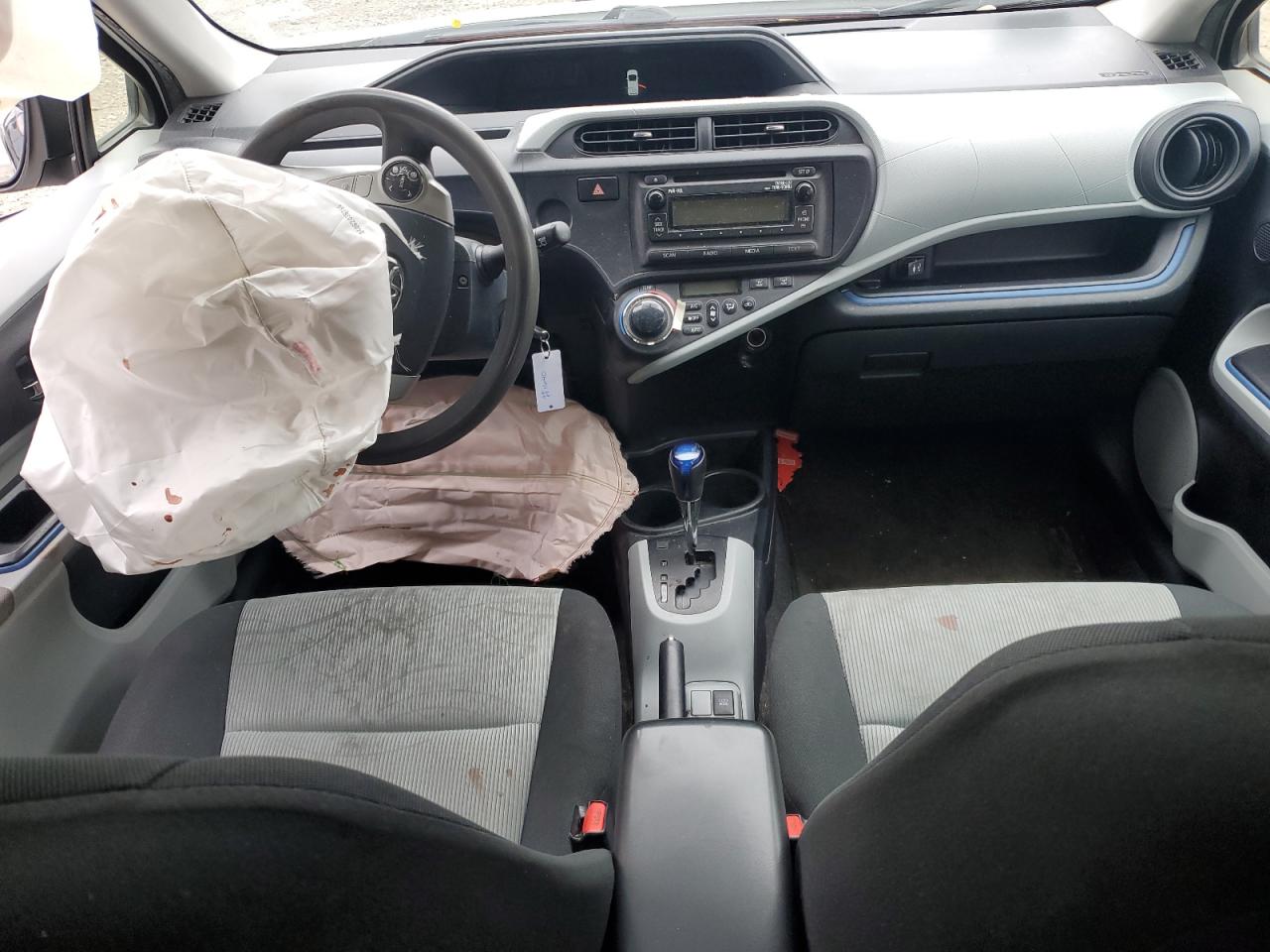 2012 Toyota Prius C VIN: JTDKDTB32C1026717 Lot: 91001245