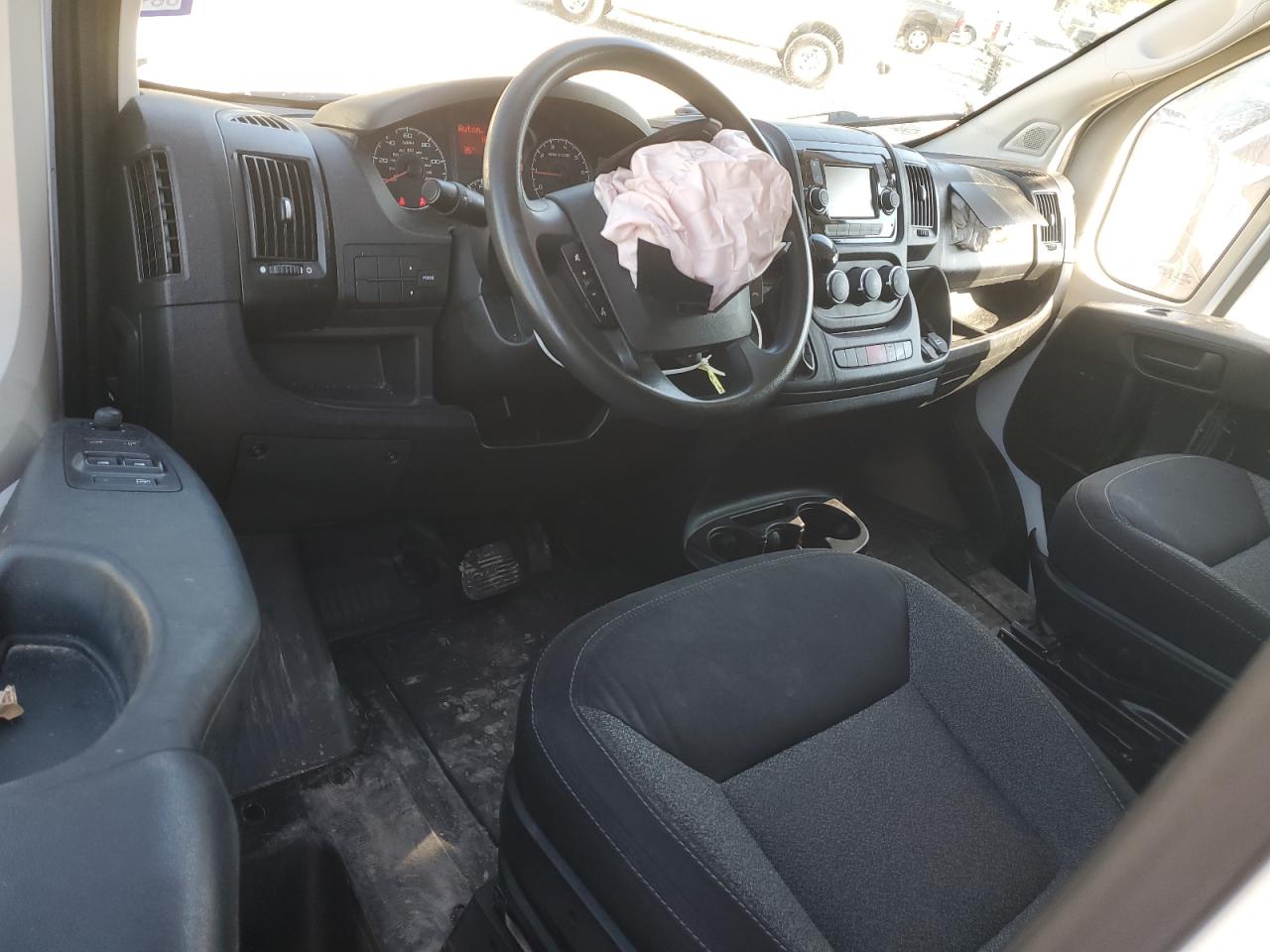 2020 Ram Promaster 2500 2500 High VIN: 3C6TRVDG2LE133725 Lot: 87063625