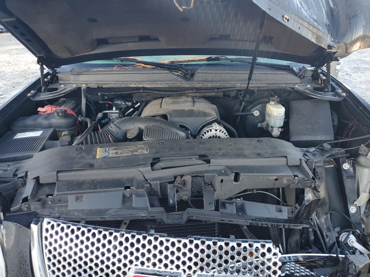 2009 GMC Yukon Denali VIN: 1GKFC032X9R154260 Lot: 82605125