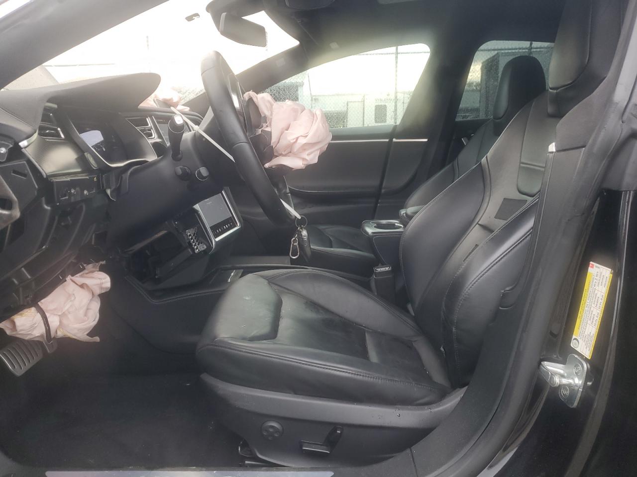 2016 Tesla Model S VIN: 5YJSA1E45GF136269 Lot: 86040095