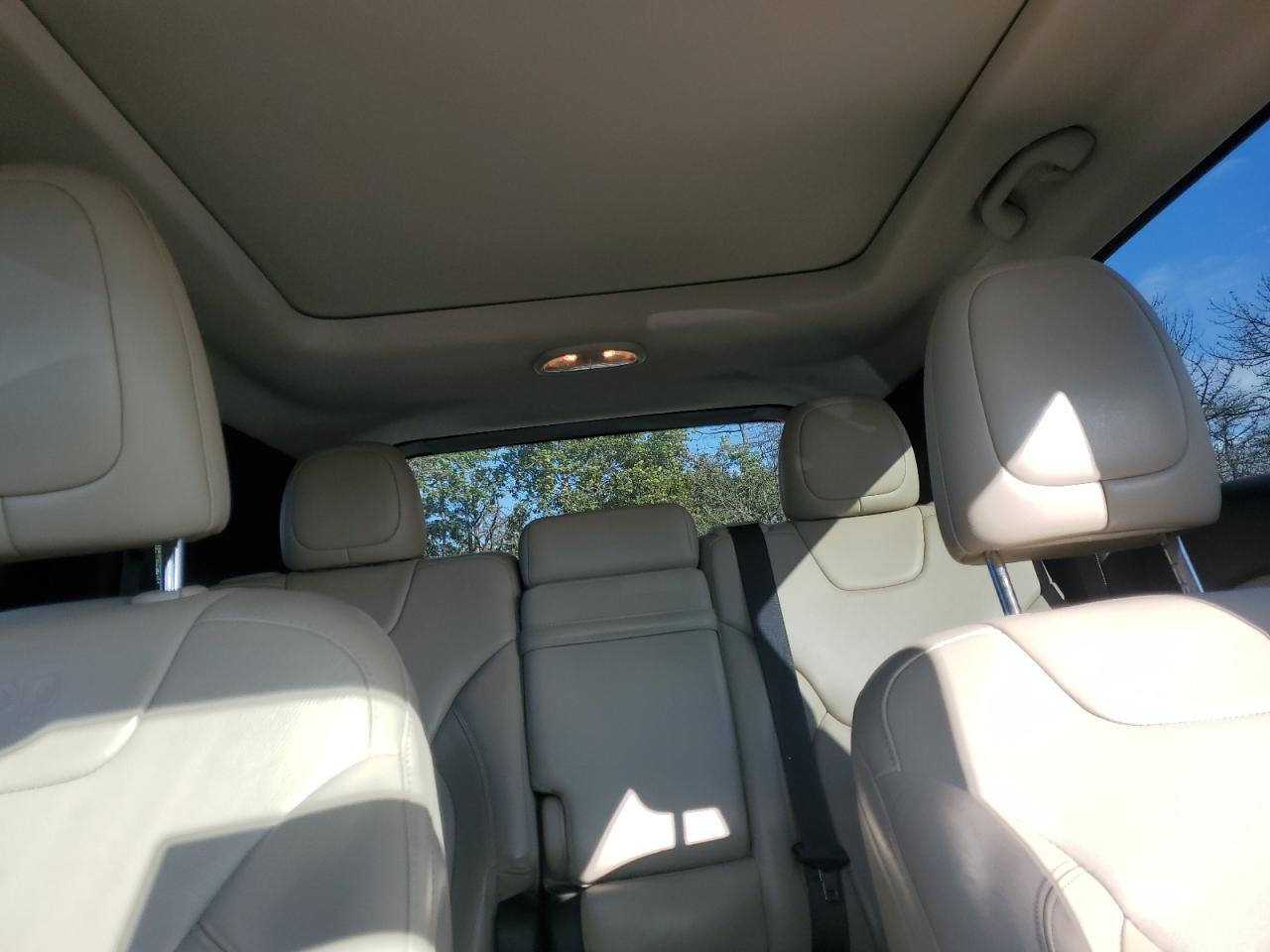 2015 Jeep Cherokee Limited VIN: 1C4PJMDS9FW676094 Lot: 85135935