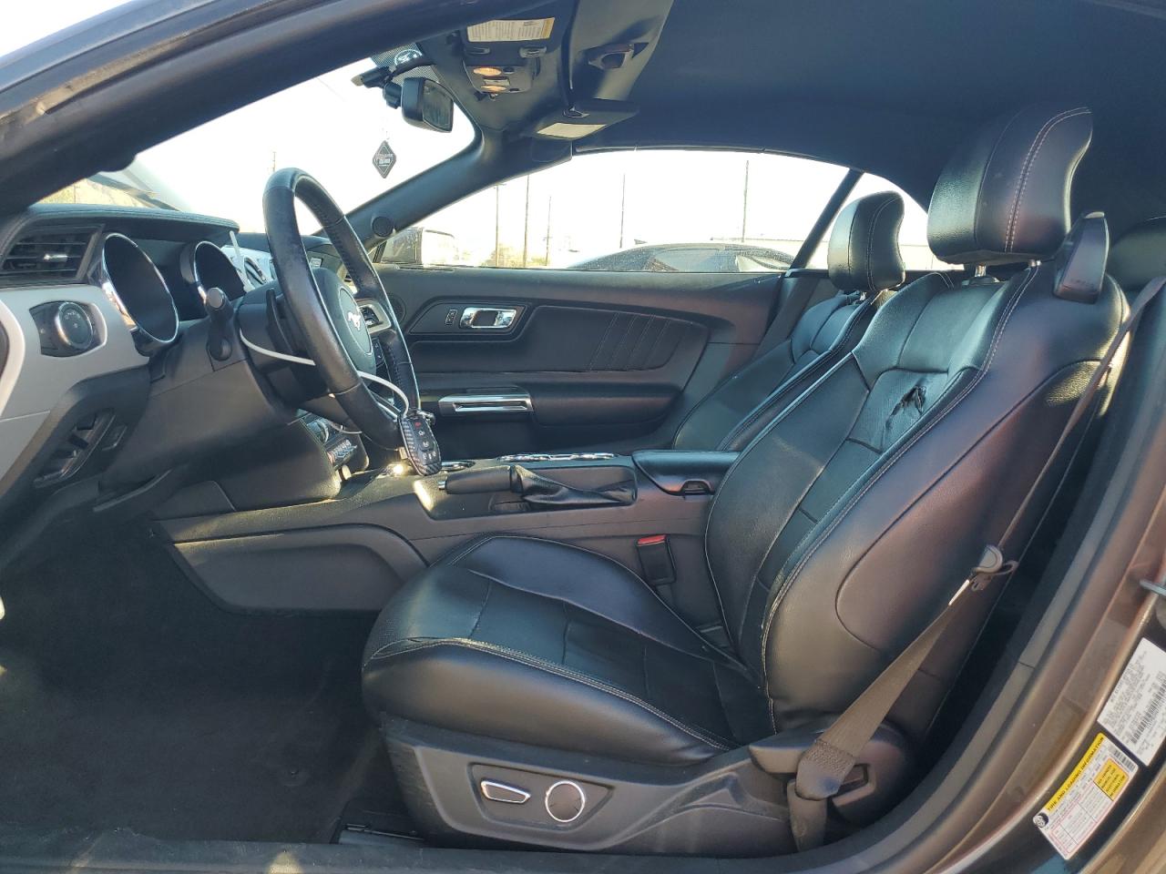 2015 Ford Mustang VIN: 1FATP8UH6F5414151 Lot: 82656535