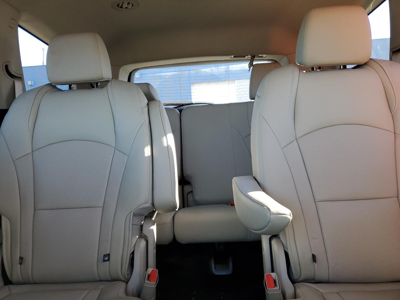 2020 Buick Enclave Essence VIN: 5GAERBKW4LJ128556 Lot: 82002385