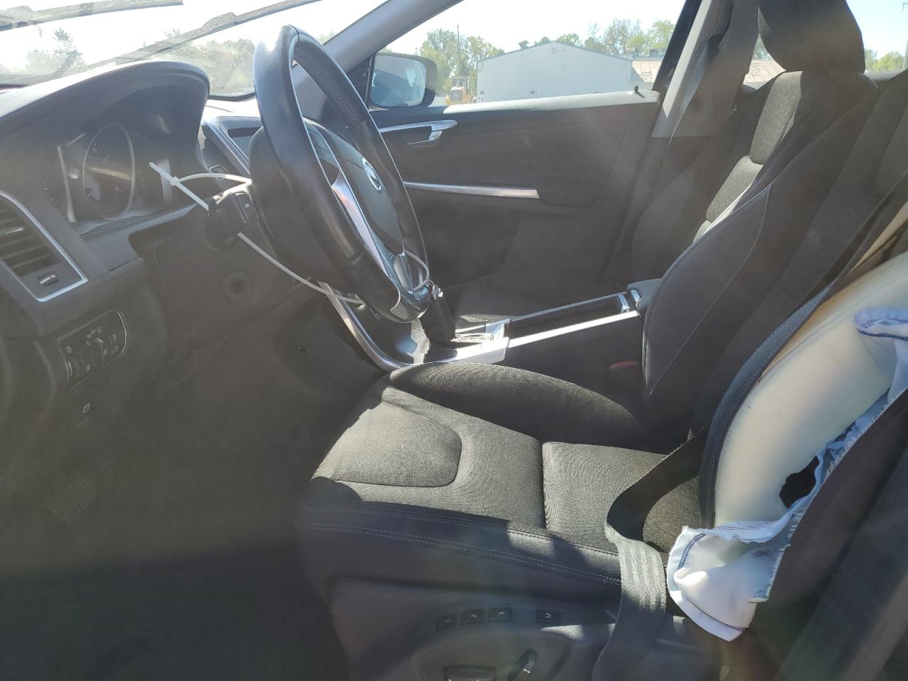 2015 Volvo Xc60 T5 VIN: YV440MDJ1F2673062 Lot: 81980925