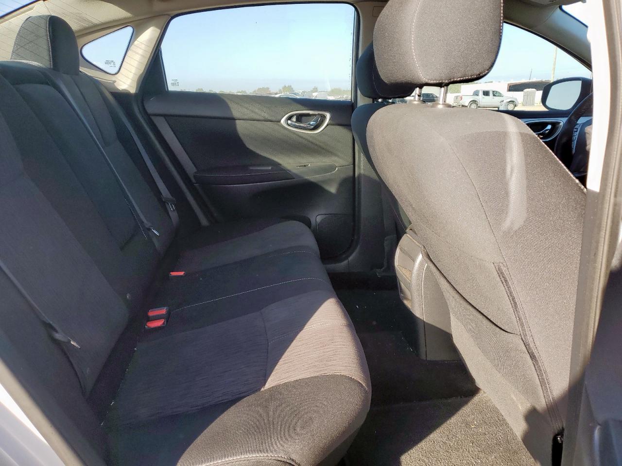 2015 Nissan Sentra S VIN: 3N1AB7AP8FL688895 Lot: 85518045