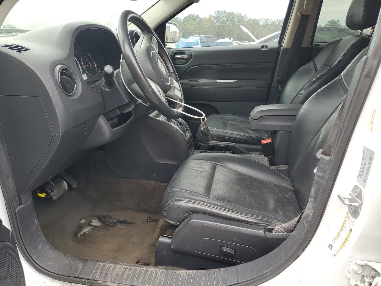 2017 Jeep Compass Latitude VIN: 1C4NJCEA9HD130546 Lot: 85196025