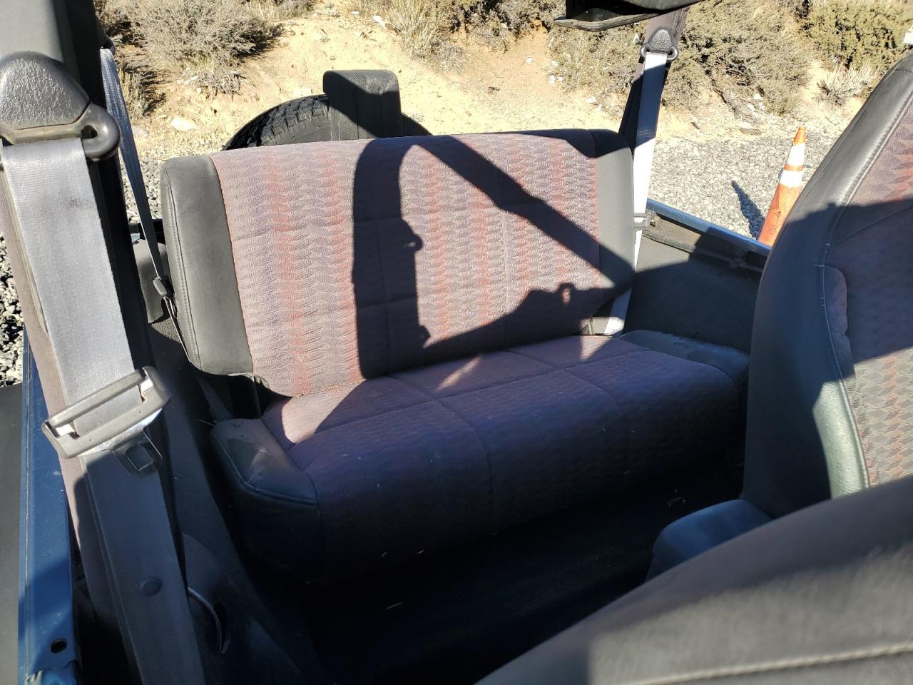 1999 Jeep Wrangler / Tj Sport VIN: 1J4FY19S1XP455674 Lot: 86821605