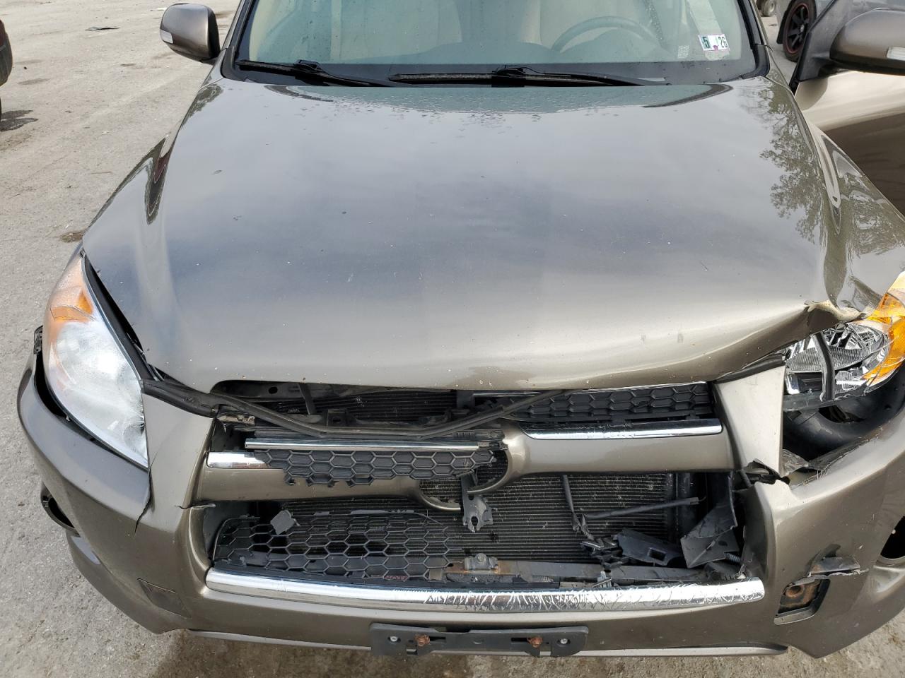2009 Toyota Rav4 Limited VIN: JTMBK31V39D005956 Lot: 82518105