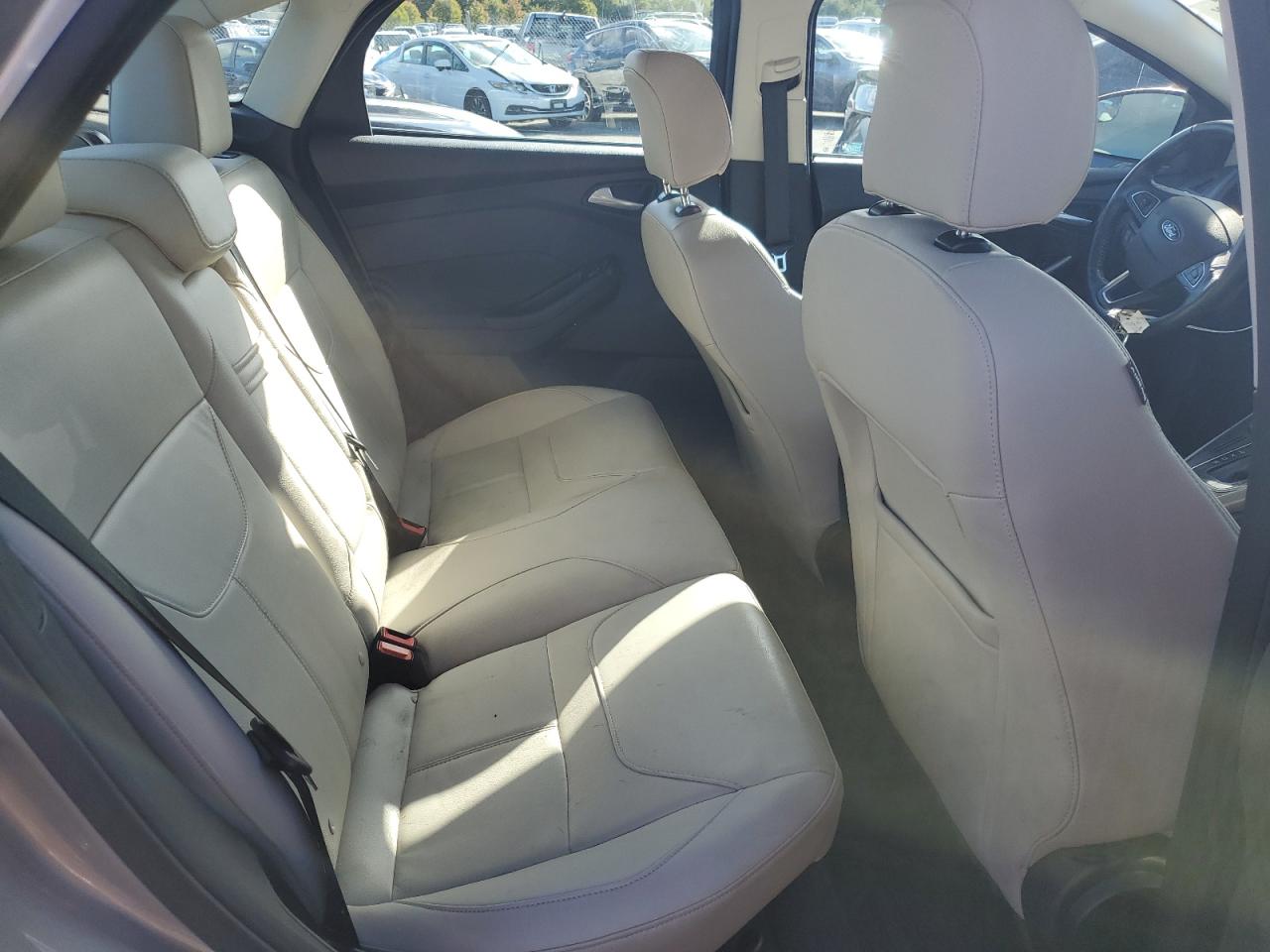 2015 Ford Focus Titanium VIN: 1FADP3J2XFL226736 Lot: 84420675