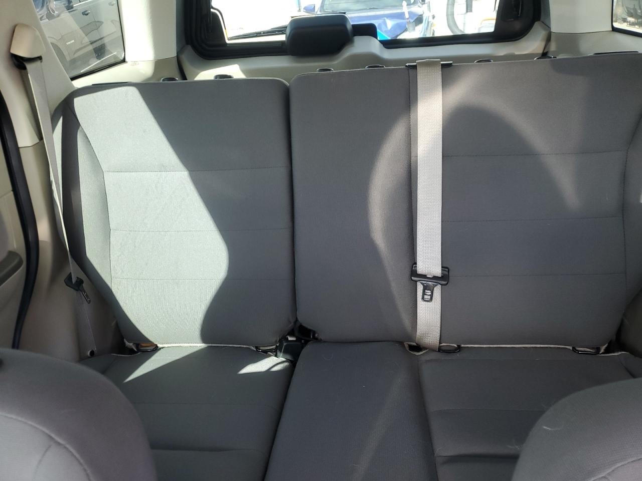 2008 Ford Escape Xls VIN: 1FMCU02ZX8KE63451 Lot: 81978915