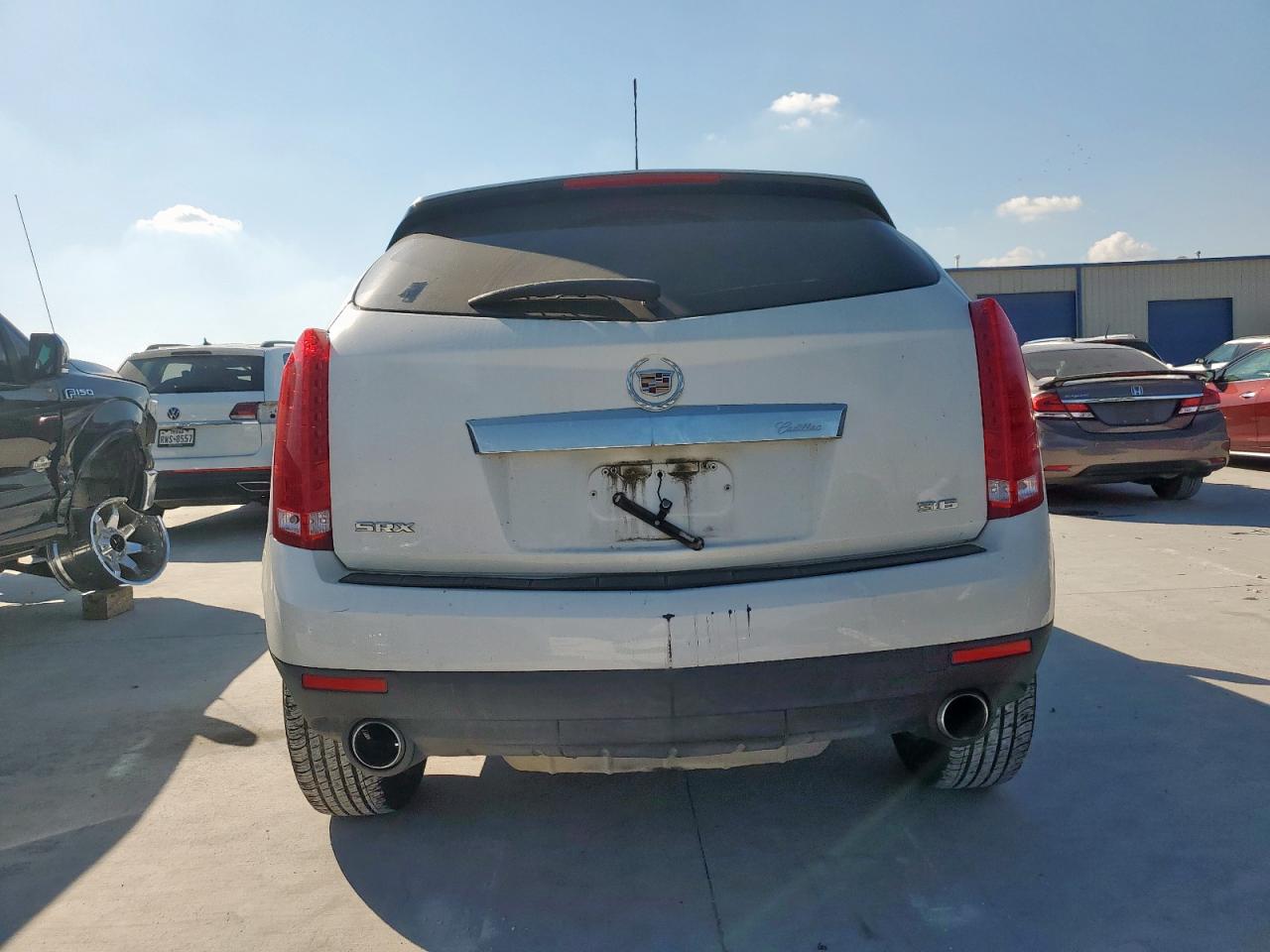 2015 Cadillac Srx VIN: 3GYFNAE32FS640968 Lot: 86188195