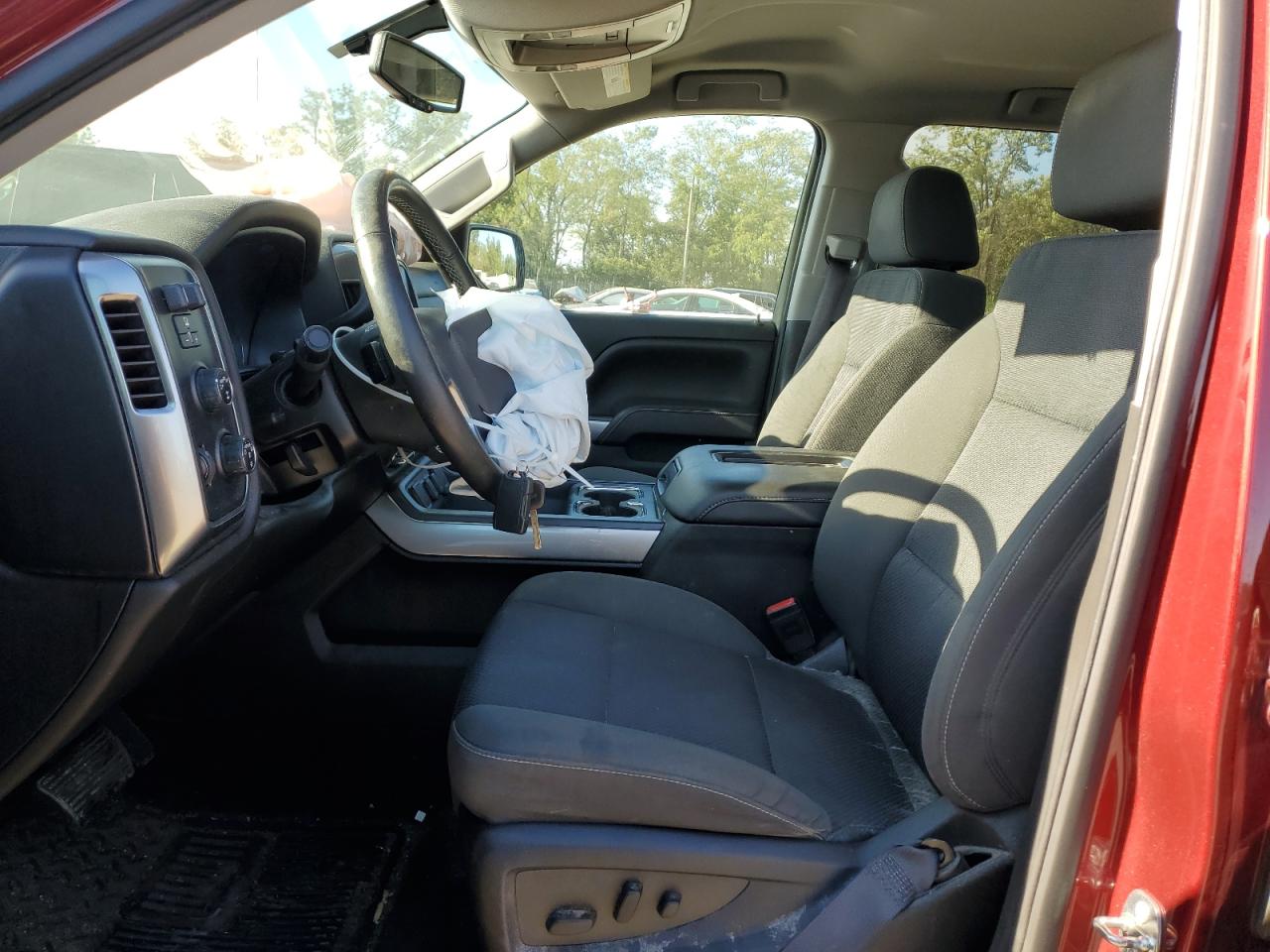 2017 Chevrolet Silverado K1500 Lt VIN: 3GCUKREC5HG192879 Lot: 84378415