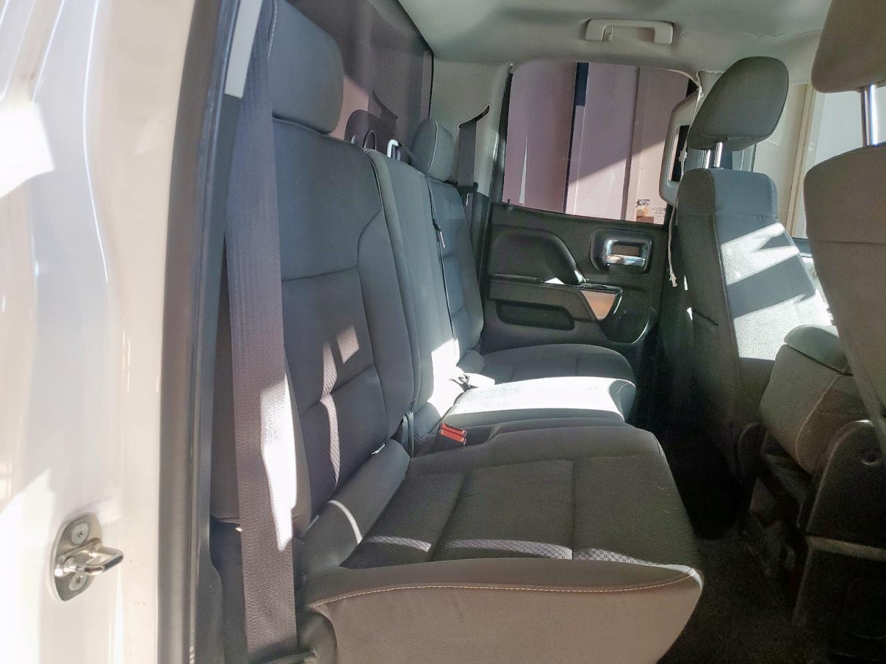 2018 Chevrolet Silverado K1500 Lt VIN: 1GCVKREC7JZ149400 Lot: 81949905