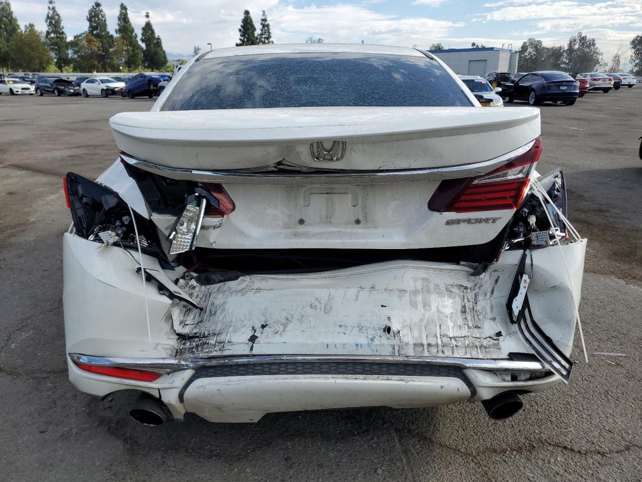 2017 Honda Accord Sport VIN: 1HGCR2F58HA070094 Lot: 82368875