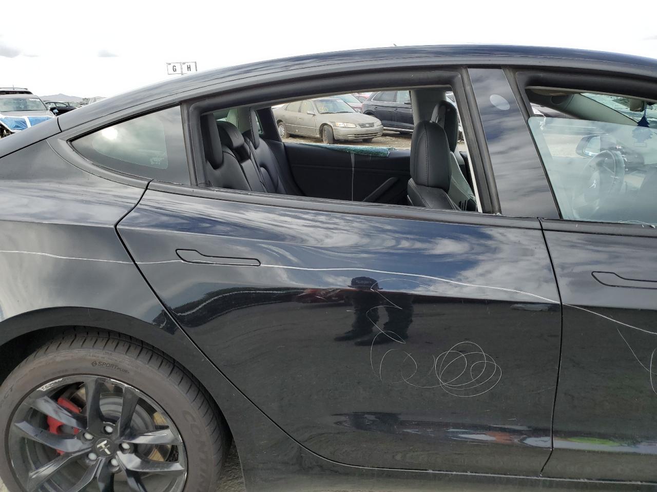 2018 Tesla Model 3 VIN: 5YJ3E1EA5JF172663 Lot: 85147265