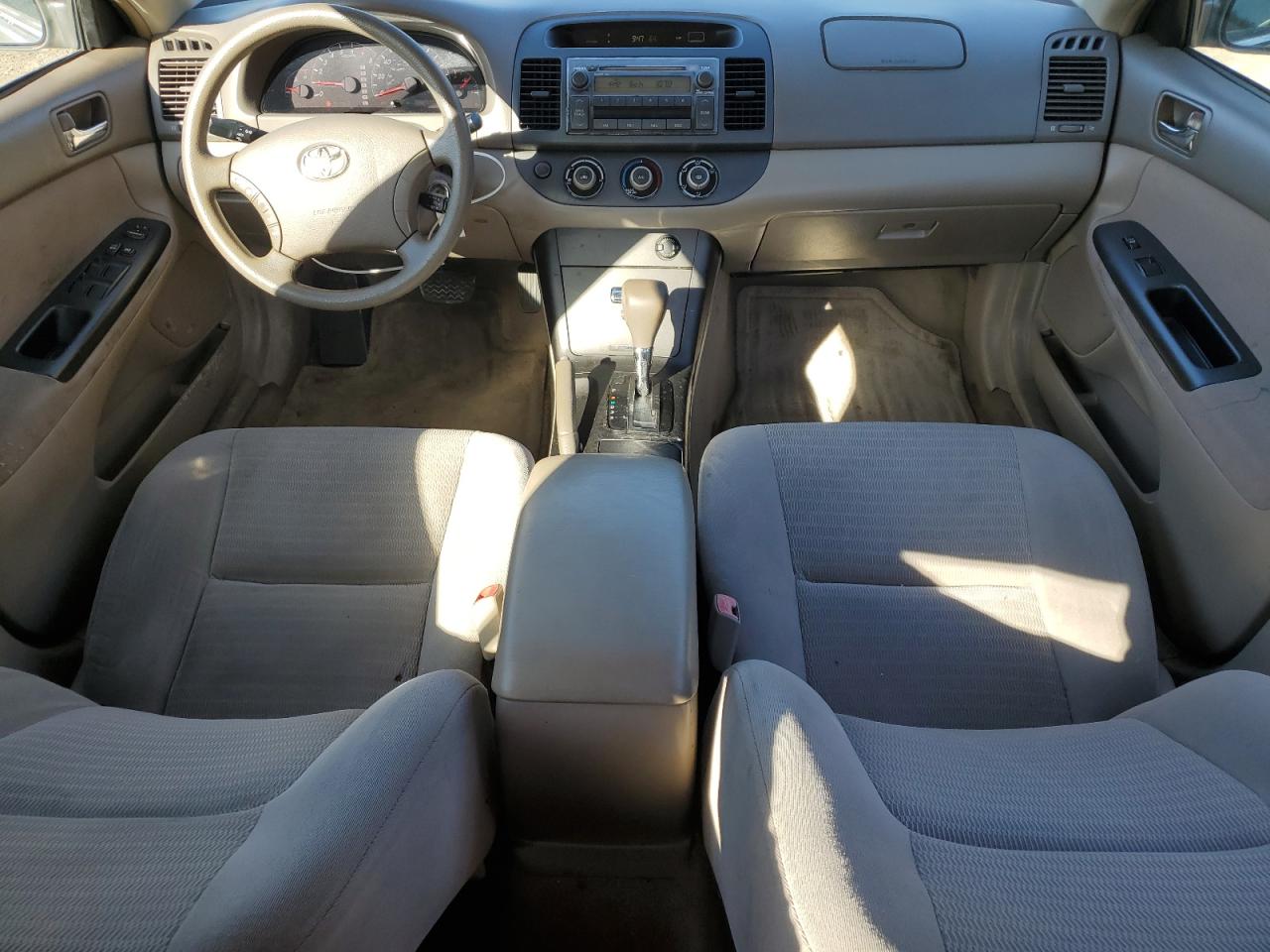 2005 Toyota Camry Le VIN: 4T1BE32K45U504508 Lot: 82257485