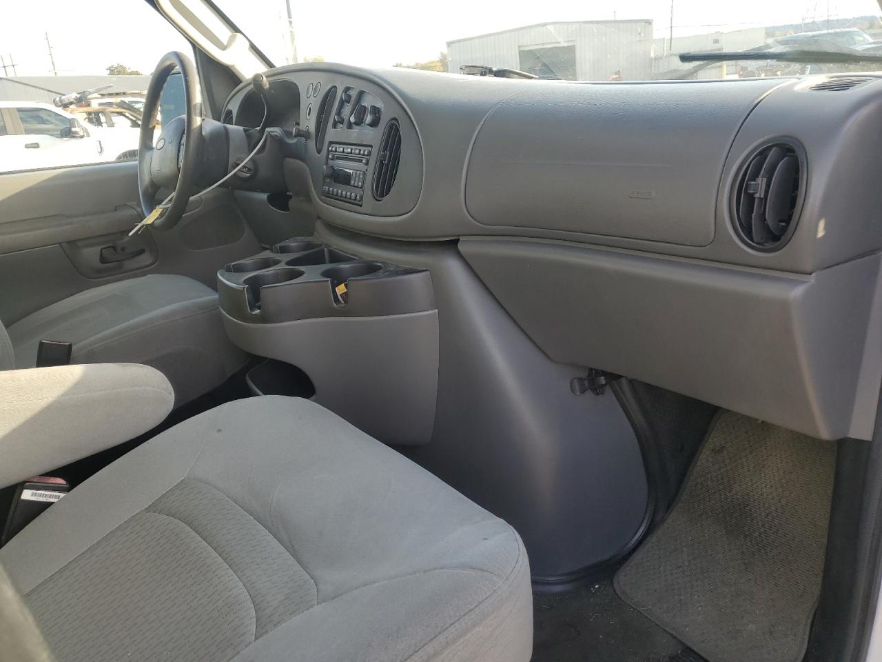 2007 Ford Econoline E350 Super Duty Wagon VIN: 1FBSS31L07DA53592 Lot: 90346815