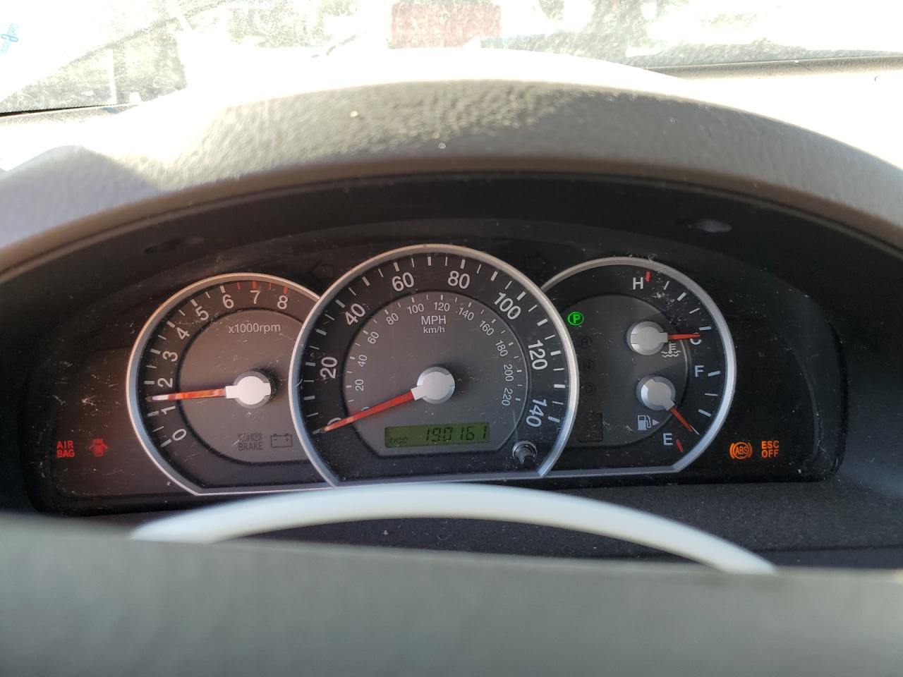 2008 Kia Sorento Ex VIN: KNDJD735X85857787 Lot: 81903675