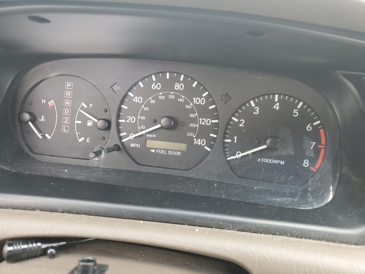 2000 Toyota Camry Ce VIN: JT2BG22K0Y0463369 Lot: 84940715