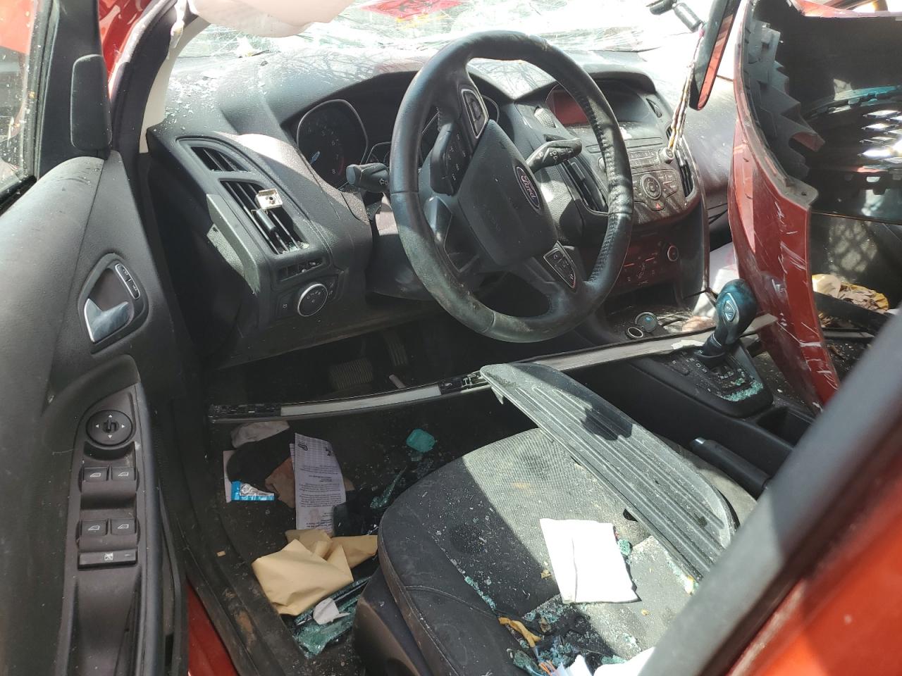 2018 Ford Focus Se VIN: 1FADP3FE8JL249346 Lot: 82238295