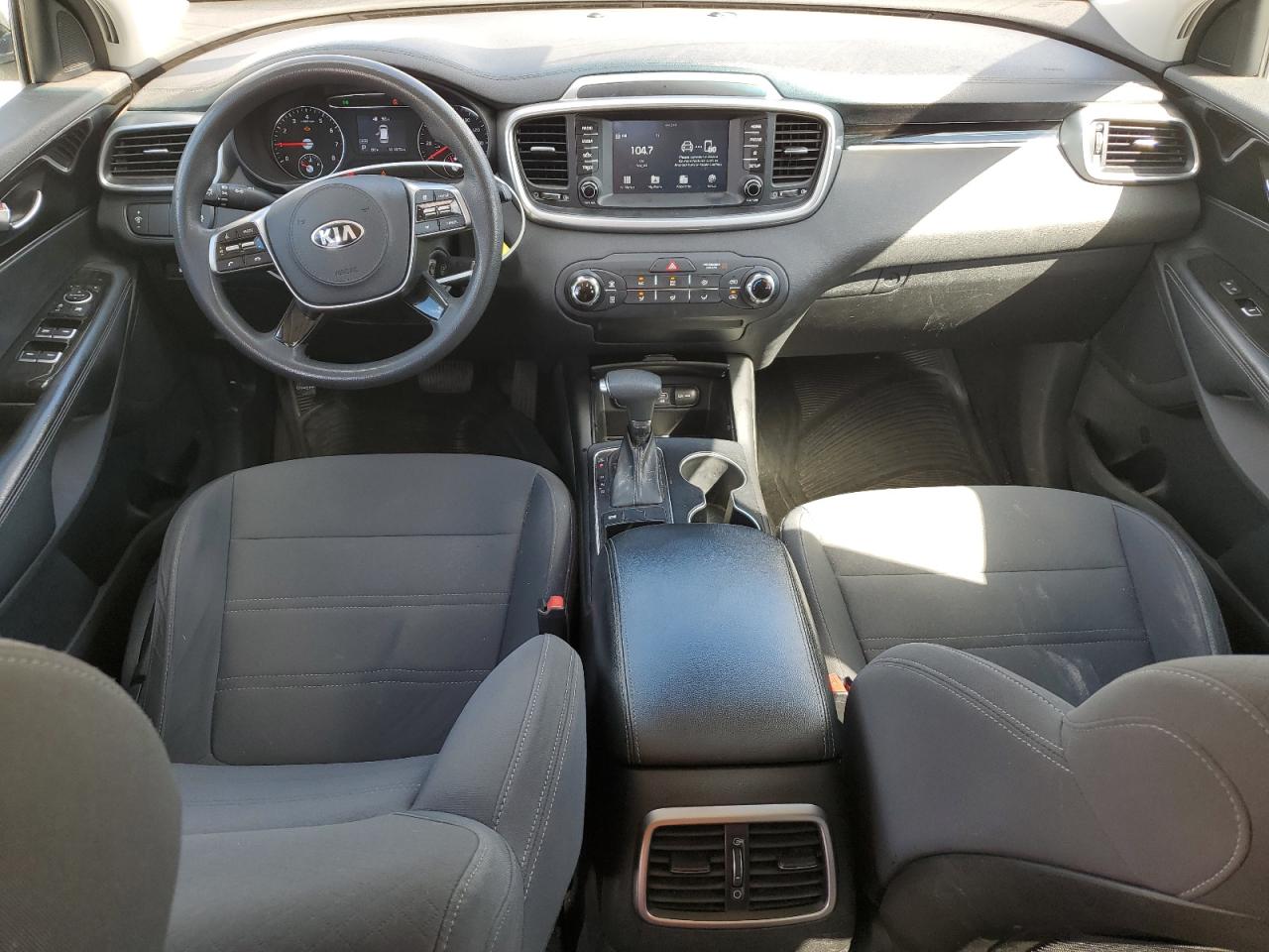 2019 Kia Sorento L VIN: 5XYPG4A3XKG459172 Lot: 82461095