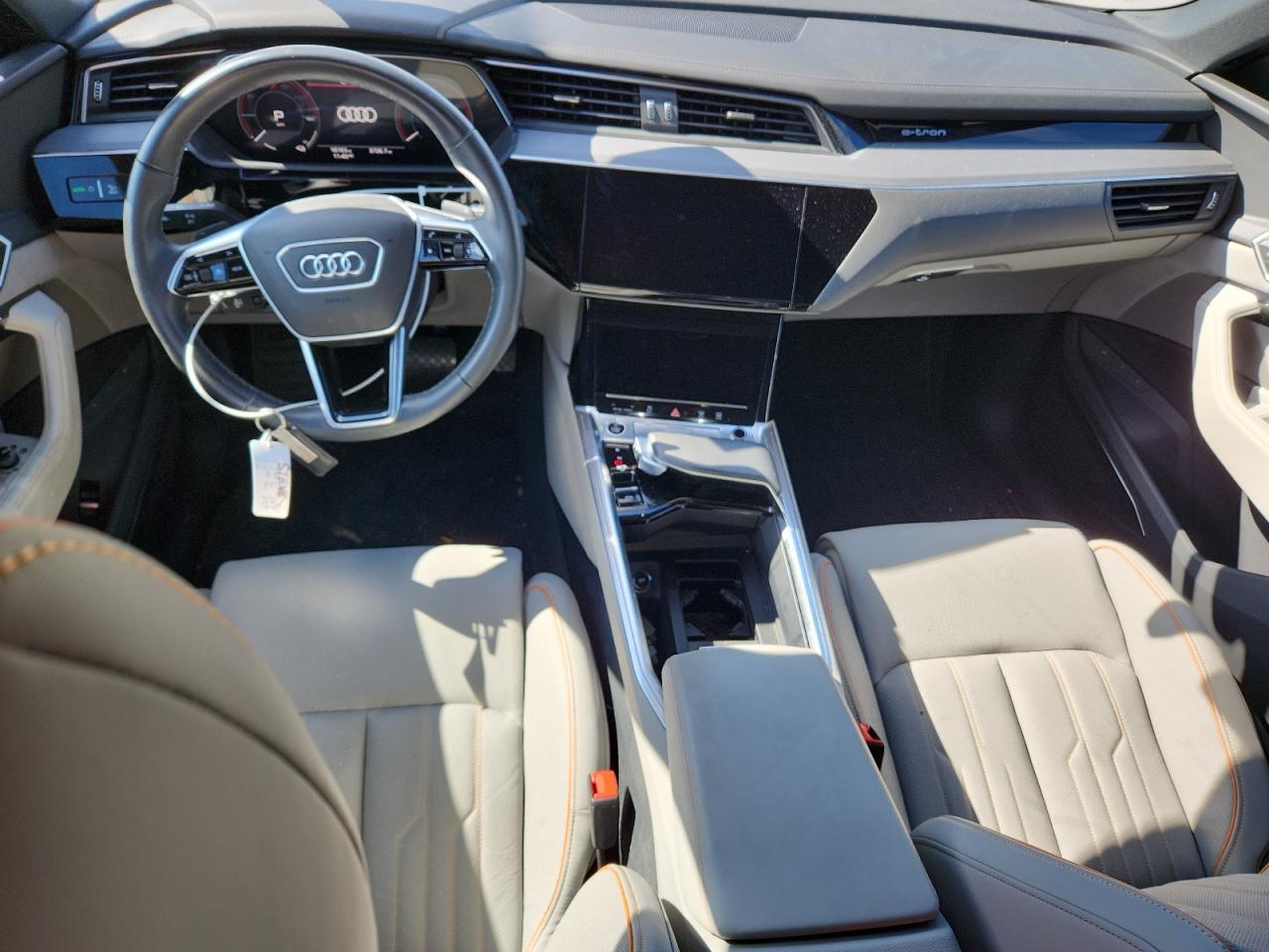 2024 Audi Q8 E-Tron Sportback Prestige VIN: WA1DAAGE4RB054449 Lot: 90819005