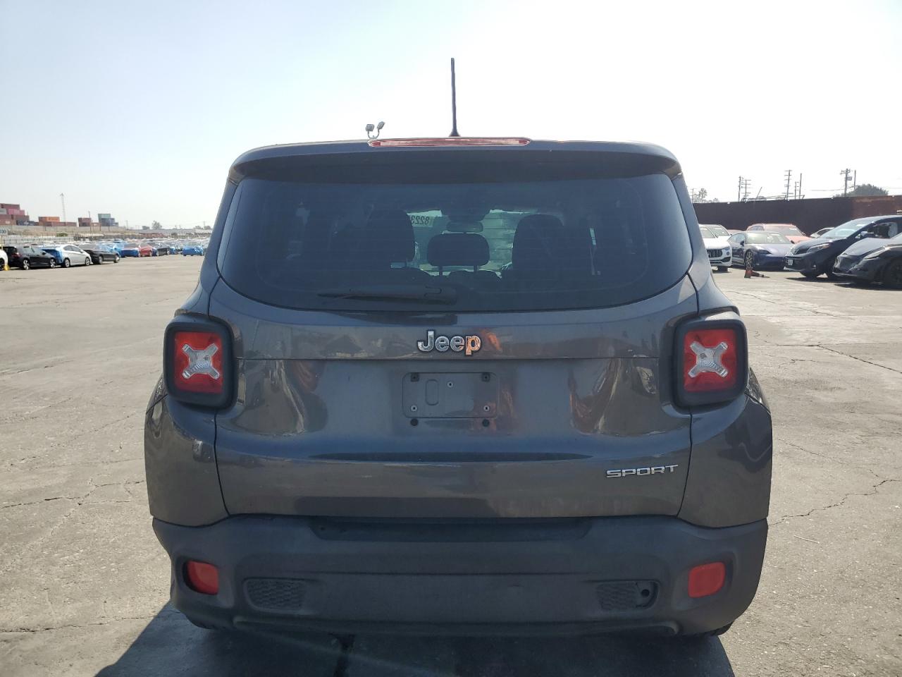 2016 Jeep Renegade Sport VIN: ZACCJAAT2GPD73229 Lot: 82233675