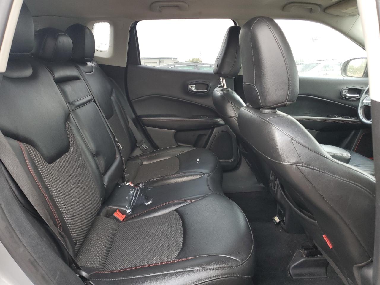 2019 Jeep Compass Trailhawk VIN: 3C4NJDDB4KT667827 Lot: 86297595