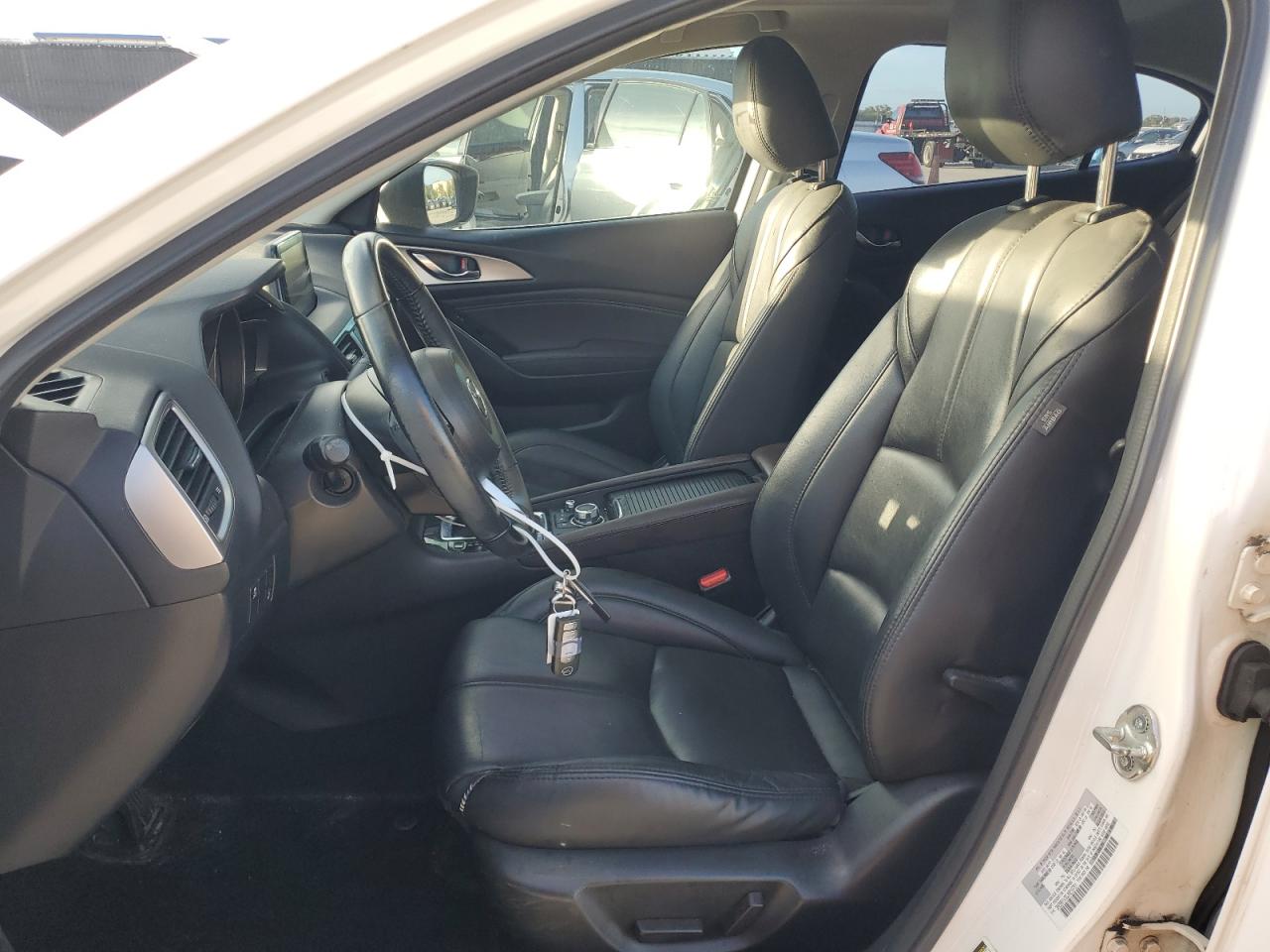 2018 Mazda 3 Touring VIN: 3MZBN1V30JM219751 Lot: 85573095