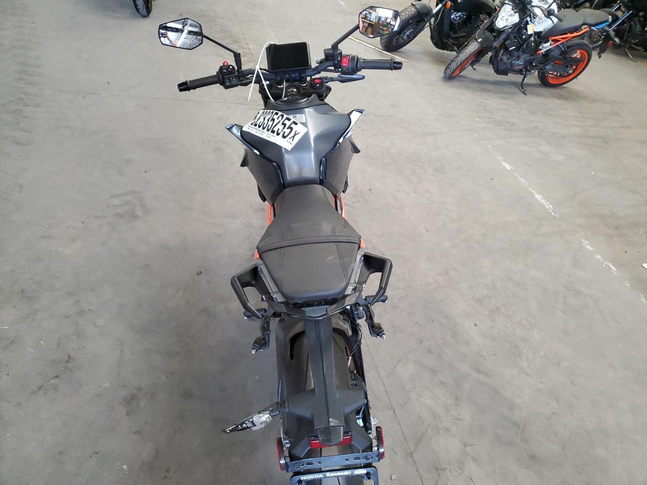 2024 Ktm 390 Duke VIN: MD2JPJ402RN261995 Lot: 82335255