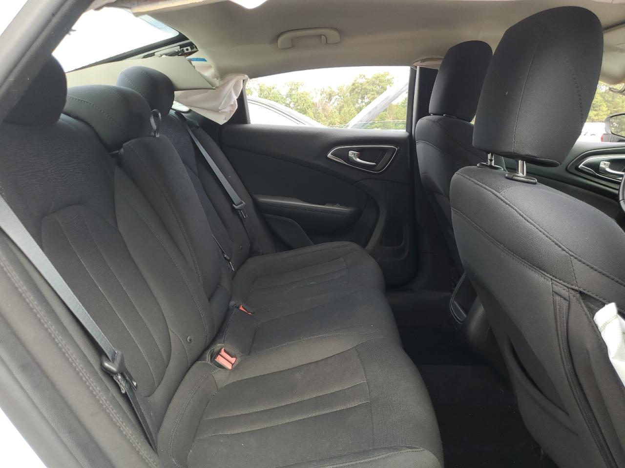 2015 Chrysler 200 Limited VIN: 1C3CCCAB1FN755700 Lot: 85109065