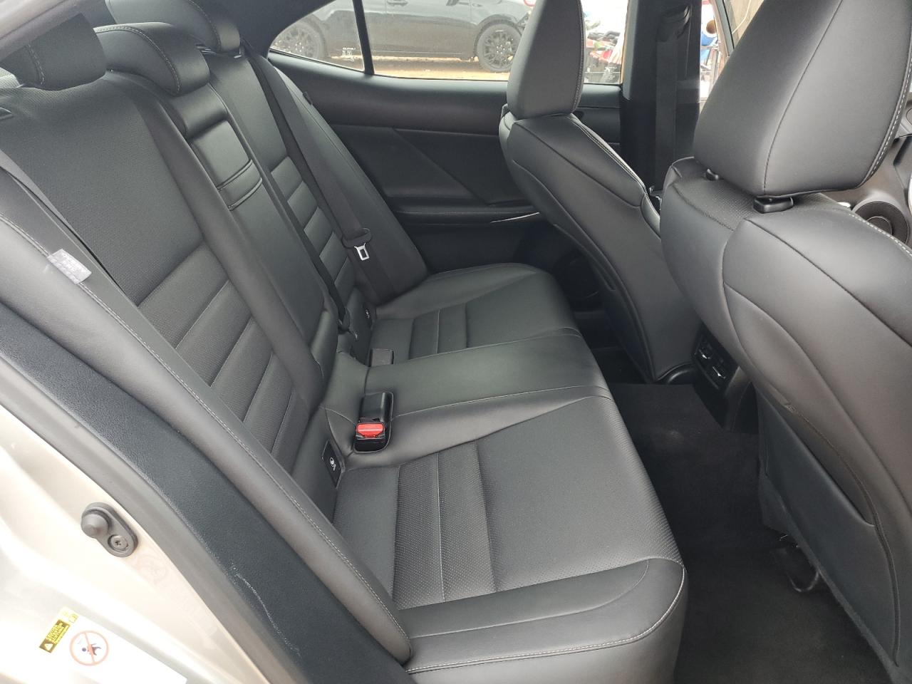 2016 Lexus Is 200T VIN: JTHBA1D2XG5011137 Lot: 85151975