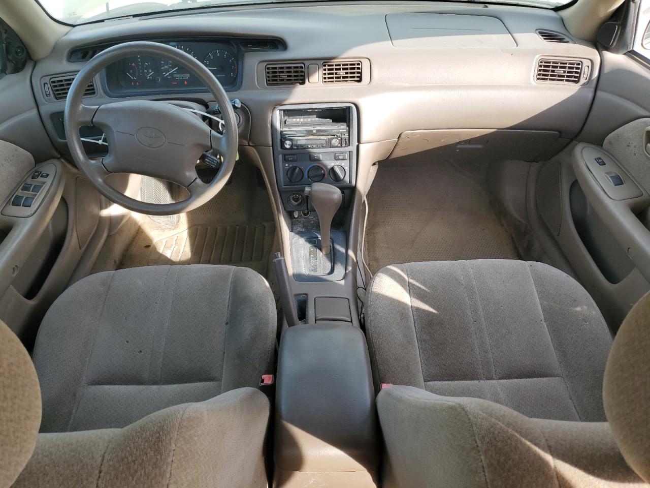 2000 Toyota Camry Ce VIN: 4T1BG22K3YU697713 Lot: 94927295