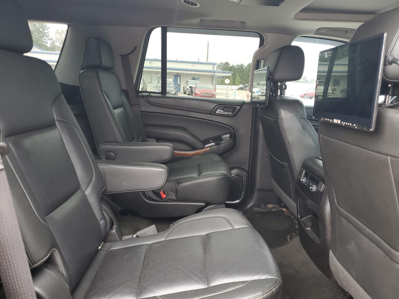 2018 Chevrolet Tahoe C1500 Premier VIN: 1GNSCCKJ8JR271464 Lot: 86290795