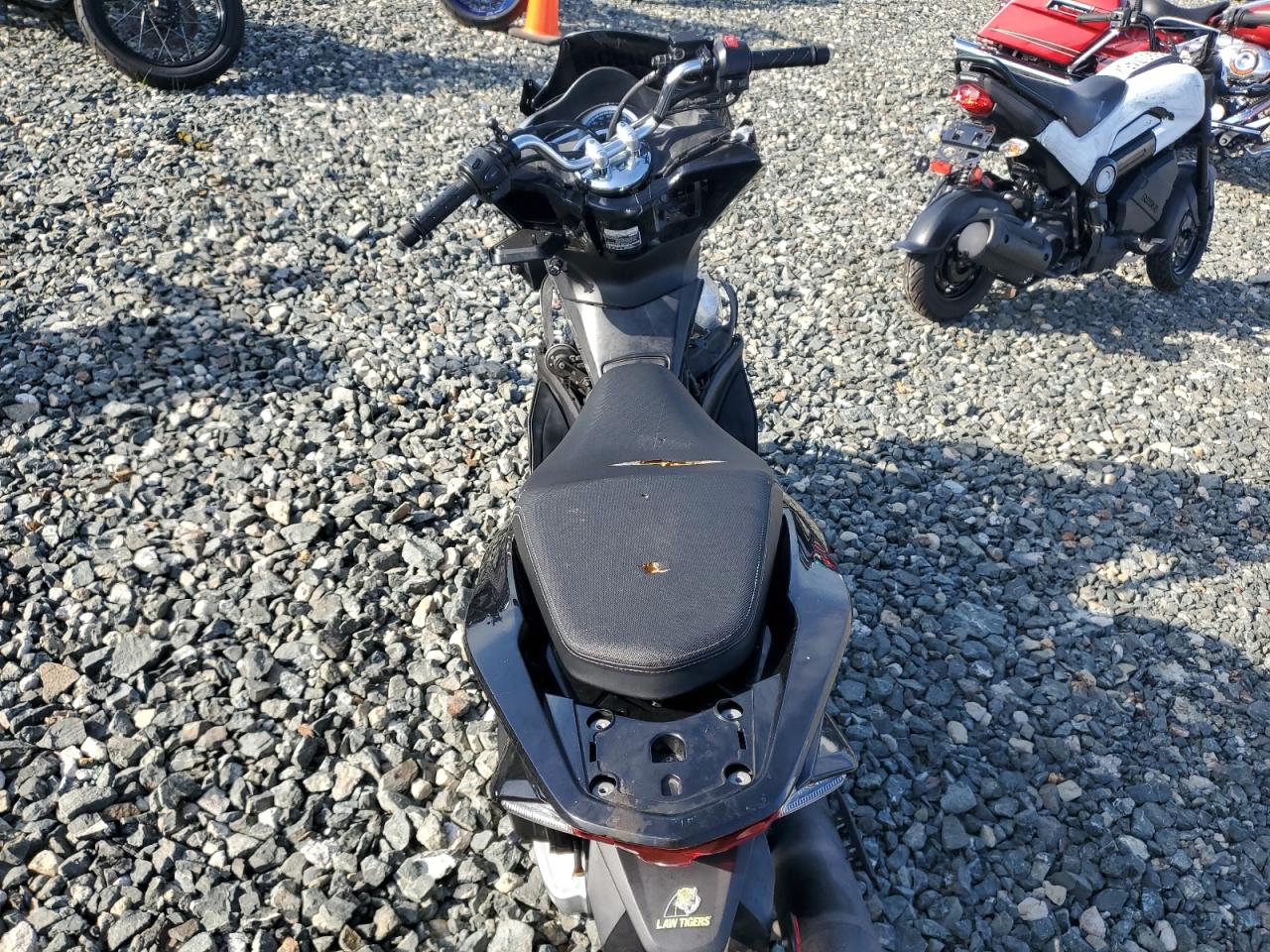 2015 Honda Pcx 150 VIN: RLHKF1806FY001892 Lot: 82650095