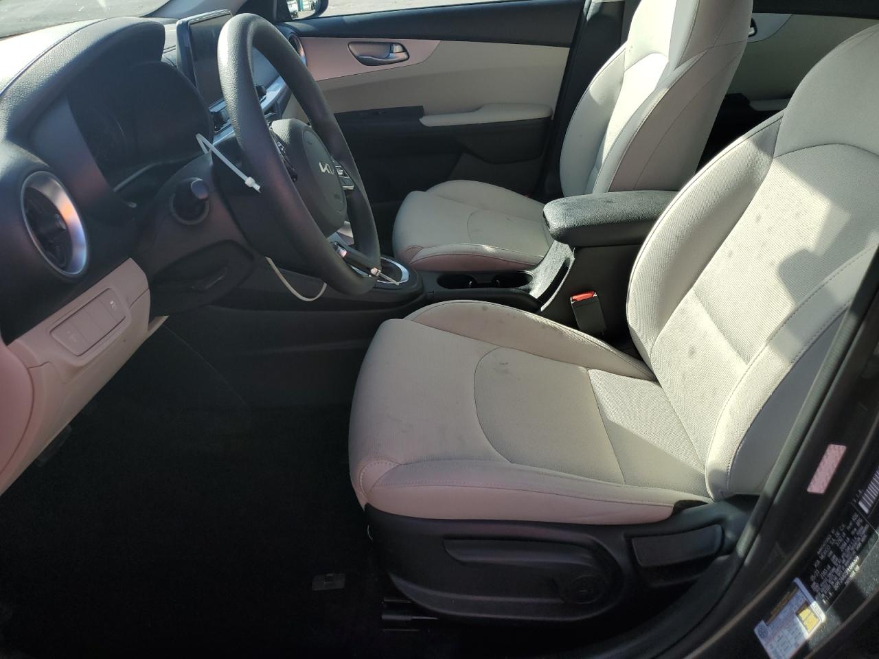 2023 Kia Forte Lx VIN: 3KPF24AD5PE646309 Lot: 90230335